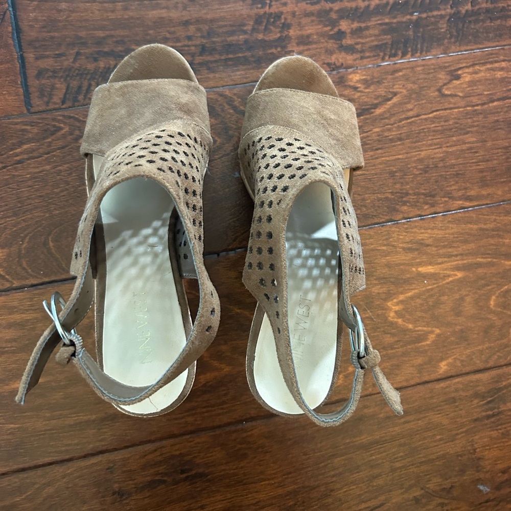 Nine West suede sandal wedge shoe
